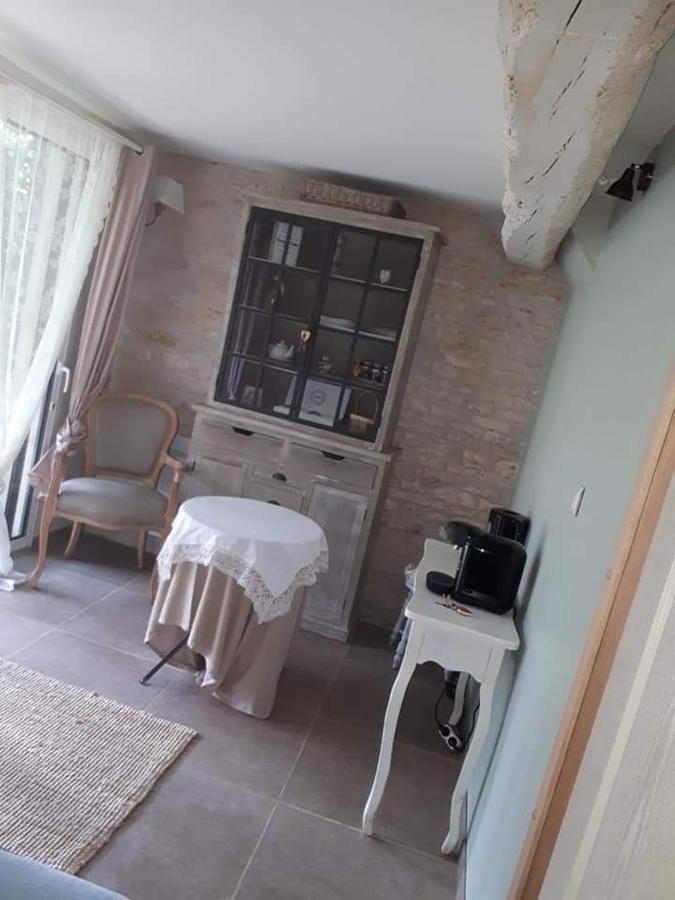 Hotel The Hosts chez Gladys et ses enfants Lain Exterior foto